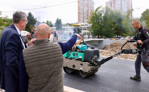 Gradonačelnik Sarajeva obišao završne radove na Paper Bridgeu: Most uskoro otvoren za građane
