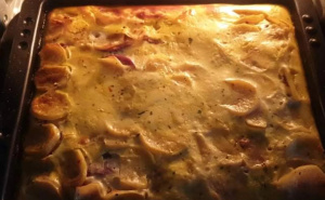 Svi će tražiti recept: Musaka od krompira i kobasice pravi se jednostavno, a nestaje za čas