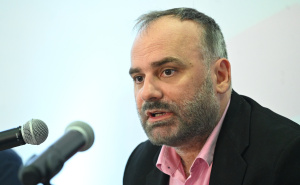 Dino Mustafić dobitnik nagrade Direkcije Festivala MESS za poseban doprinos umjetnosti teatra