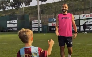 Priča koja je dirnula fudbalski svijet: Osmogodišnji Isaac i njegova posebna ljubav prema Salahu