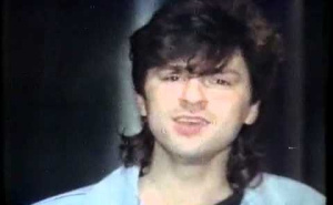 "Oka tvoja dva suzama ne daju da teku...": Valentino i pjesma dana