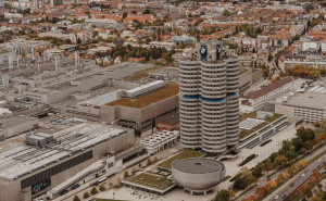 Čelnici AfD-a na glasanje idu mopedom: BMW ne želi saradnju