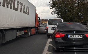 Saobraćajna nesreća na Stupu: Učestvovali kamion i automobil