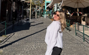 Fatima Demirović stigla u Sarajevo: Plijeni izgledom i vitkom figurom