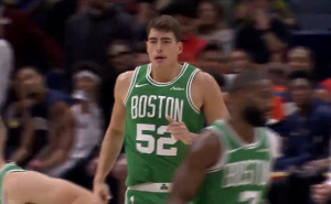 Luka Garza odličan u pobjedi Bostona nad Philadelphijom, ubacio 13 poena