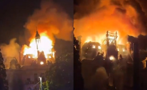 Dramatični prizori iz Francuske: Zapaljene zgrade i trgovine, vatra progutala simbol grada