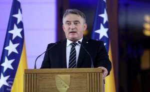 Komšić o koaliciji sa SDP-om: S njima ne treba tikve saditi da se ne bi obile o glavu