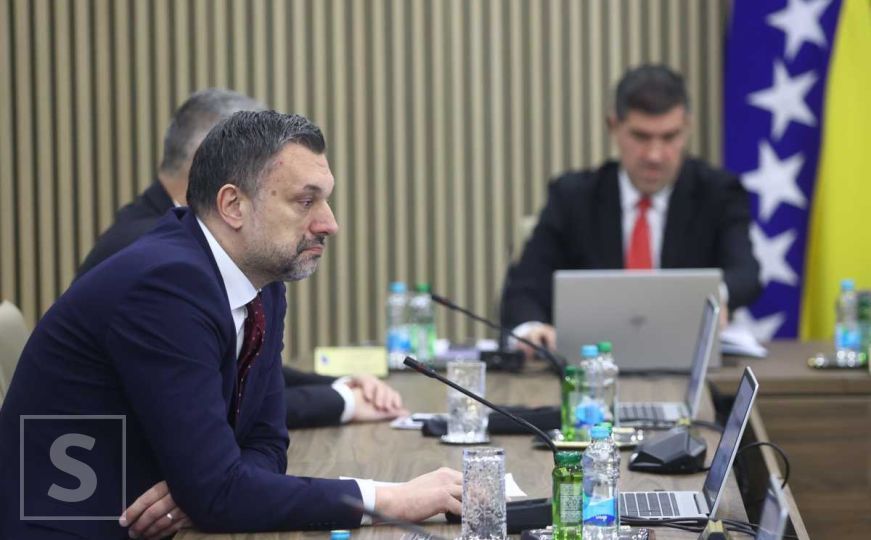 Radiosarajevo.ba saznaje: Konaković i Košarac postigli dogovor, iz Srbije izvršen pritisak na SNSD