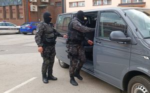 Ponovo uhapšen Adem Žilić (40): Policija ga ovaj put uhvatila kako pljačka porodičnu kuću