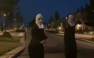 Nakon prikaza i misteriozne "časne sestre" stigle u BiH: Slične scene bilježe se diljem regije