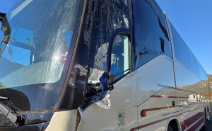 Nesreća na M-17: Kamion udario u autobus koji je prevozio učenike na ekskurziju