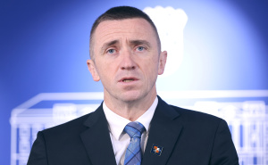 Penava sazvao hitnu konferenciju za medije i pričao o Titu: "Svaki dan imamo novu jamu, nove žrtve"