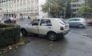  / Automobil uhapšenog još uvijek pred zgradom Predsjedništva BiH, čeka se uviđaj, FOTO: Radiosarajevo.ba