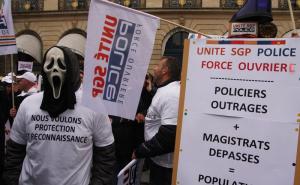  / Pariz: Protest blizu 10.000 policajaca zbog rasta nasilja u Francuskoj, FOTO: Anadolu Agency