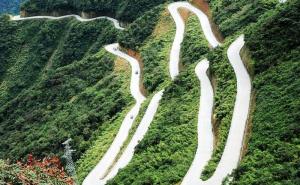  / Testirajte svoju hrabrost: 45 'smrtonosnih' automobilskih krivina, FOTO: CEN