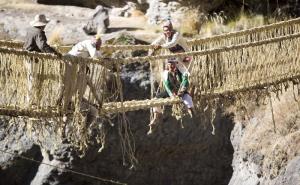  / Biste li se usudili prošetati: Pogledajte najstrašnije mostove na svijetu, FOTO: Daily Mail