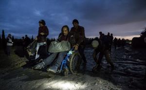  / Pred zatvaranje mađarsko-hrvatske granice: Izbjeglice u Mađarsku ulaze kod sela Zakany, FOTO: AA