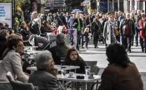  / Sunčani jesenji dan u Sarajevu: Građani subotu iskoristili za šetnju i odmor, FOTO: AA