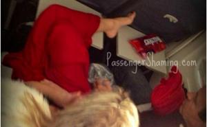  / Putnici u avionu pored kojih se ne želite naći, FOTO: Viralated.com