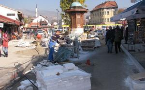  / Baščaršijski trg će dobiti nove klupe, FOTO: Starigrad.ba