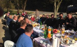  / Ilijaš: Na otvorenju puta u Bioči muzika, pjesma i meza, FOTO: Facebook