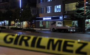  / Talačka kriza u Turskoj: Naoružani otmičar upao u banku, uposlenici iskakali kroz prozor, FOTO: Anadolu Agency