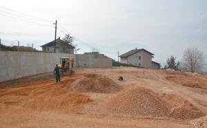  / Nastavlja se izgradnja sportskog igrališta u Briješću, FOTO: Novigradsarajevo.ba