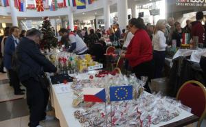  / Otvoren Božićni bazar u Podgorici: Prikupljenim sredstvima kupit će se CTG aparat, FOTO: Anadolu Agency