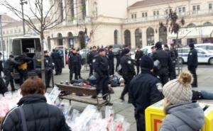  / Hrvatska: Privedeni navijači iz Splita uoči derbija Dinamo - Hajduk, FOTO: Index.hr/Twitter