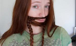  / Muškarci, jeste li zavidni: Žene koje su od svoje kose napravile bradu, FOTO: Bored Panda