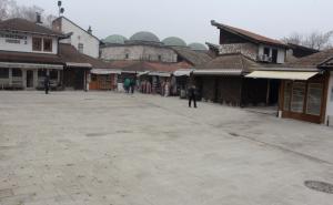  / Postavljen gradski sat na Baščaršijskom trgu, FOTO: Radiosarajevo.ba