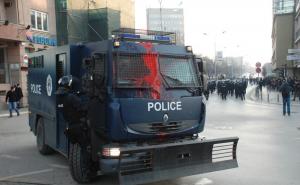  / Kosovska policija: Uhapšena dva poslanika i tri nasilna demonstranta, FOTO: AA