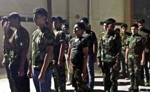  / Islamska država nije jedina organizacija u tom dijelu svijeta koja koristi tinejdžere kao vojnike. Izvještaji pokazuju da su lokalne milicije u Iraku regrutirali 15-godišnjake kako bi se borili protiv Islamske države.