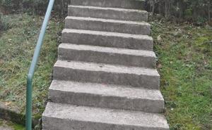  / U toku sanacija pješačkih staza i stepeništa u ulici Asima Ferhatovića, FOTO: Centar.ba