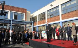  / Vučić u Novom Pazaru: Volio bih da uz Davutoglua u Beograd naredne sedmice stigne i Zvizdić, FOTO: AA