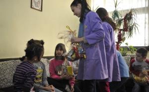  / Novogodišnja atmosfera u Dječijem domu 'Bjelave': Mjesto smijeha, igre i ljubavi, FOTO: AA