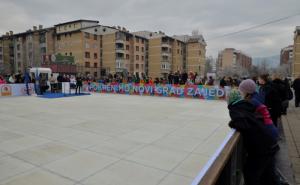  / Na platou Bosanske tržnice na Dobrinji svečano otvoreno klizalište, FOTO: Novigradsarajevo.ba