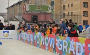 / Na platou Bosanske tržnice na Dobrinji svečano otvoreno klizalište, FOTO: Novigradsarajevo.ba