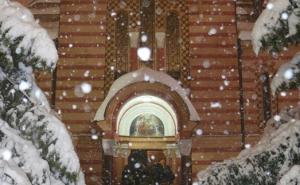  / Tradicionalnom paljenju badnjaka u Banjoj Luci pisustvovali Ivanić i Dodik, FOTO: AA