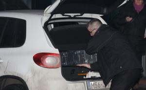  / SIPA pretresla Radončićev stan u Importanne centru: Iz Avaza iznosili materijal, FOTO: Radiosarajevo.ba