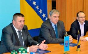  / Obezbjeđen prevoz za učenike osnovnih škola Kovačići, Grbavica I i Grbavica II, FOTO: Novosarajevo.ba