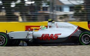  / Haas VF-16 Ferrari 