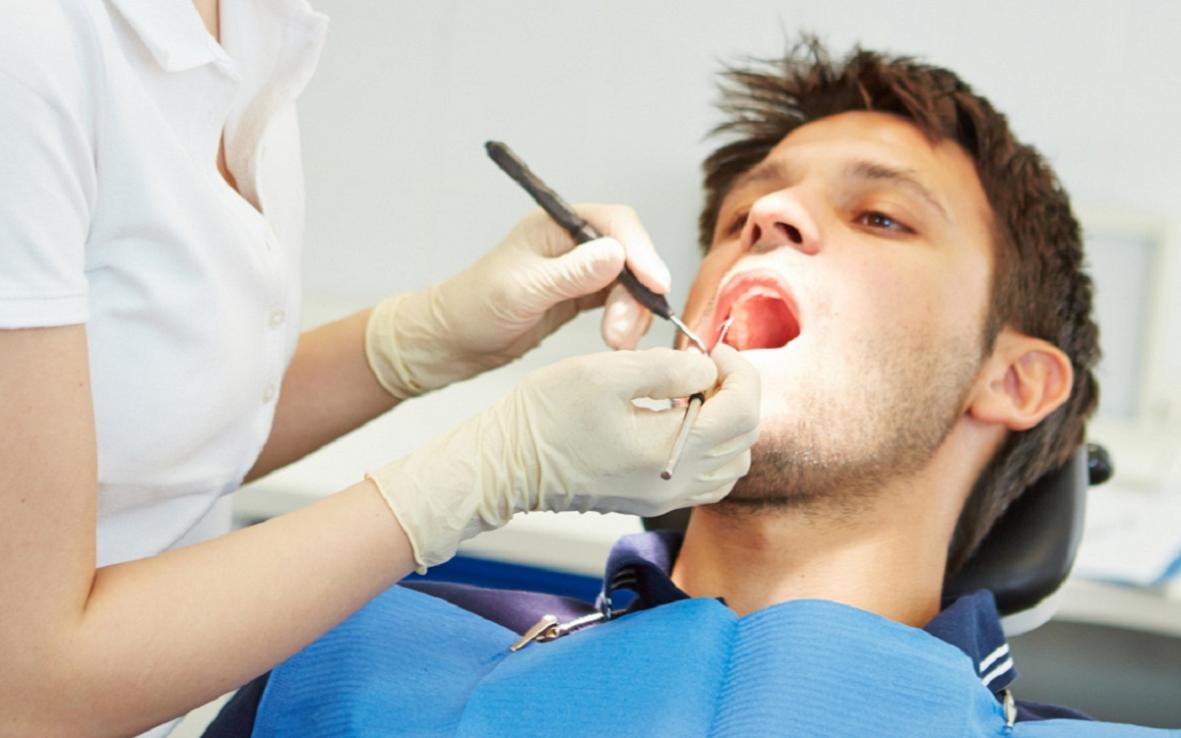 Zubara u goli radno vrijeme Dentalna zdravstvena