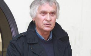  / Ismar Mujezinović