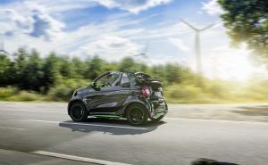  / 3. Smart Fortwo Cabrio Electric Drive (Daimler)