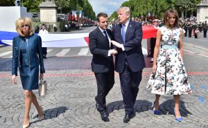 EPA / Oproštajno rukovanje Trumpovih i Macronovih na Dan Bastilje u Parizu