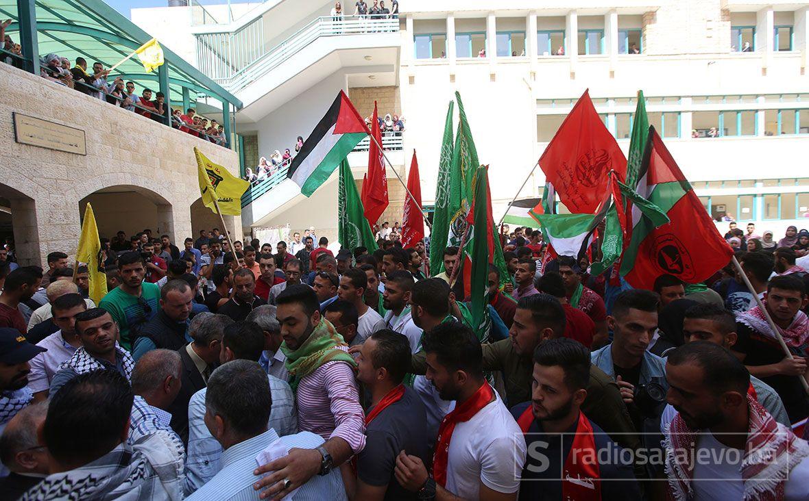 Foto: EPA/Slavlje palestinskih studenata u Kairu