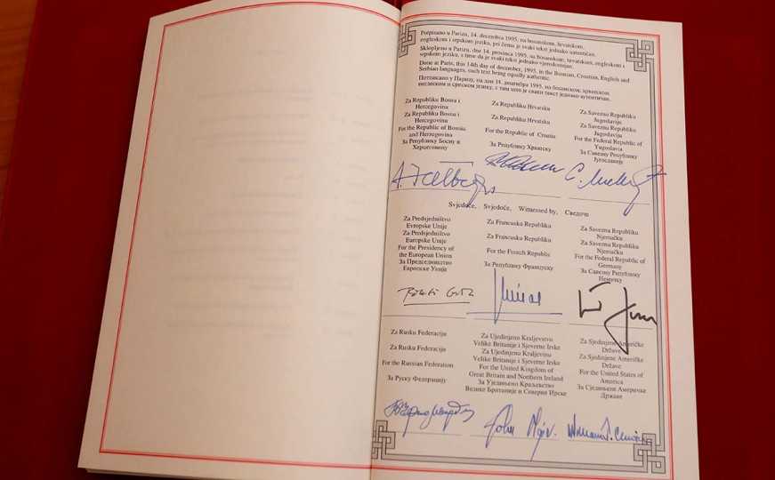 Originalni primjerak Dejtonskog sporazuma
