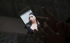 Aleksia Cagkari / Varda na fotografiji snimljenoj telefonom jedne prijateljice, ubijena je u Istanbulu 17. decembra 2016