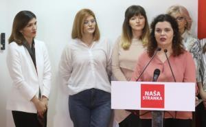 Foto: Dženan Kriještorac / Radiosarajevo.ba / Žene Naše stranke: Traže formiranje Federalnog porodičnog fonda